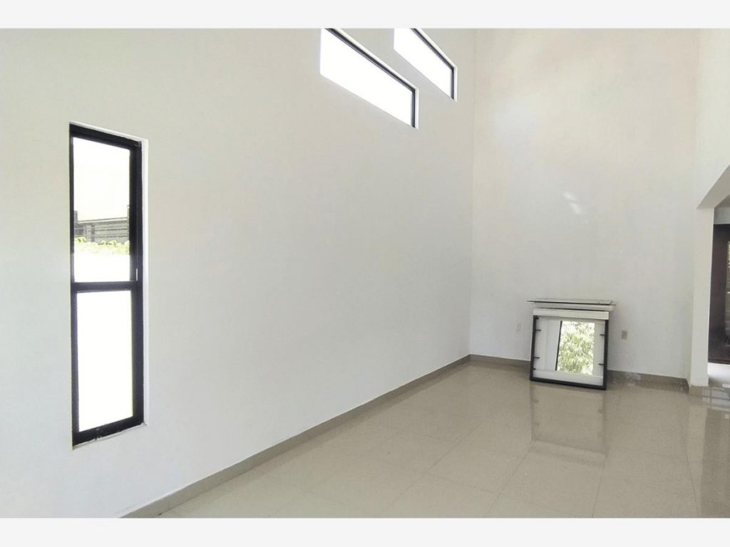 Casa en Venta en Lomas de Comanjilla Leon Guanajuato 2