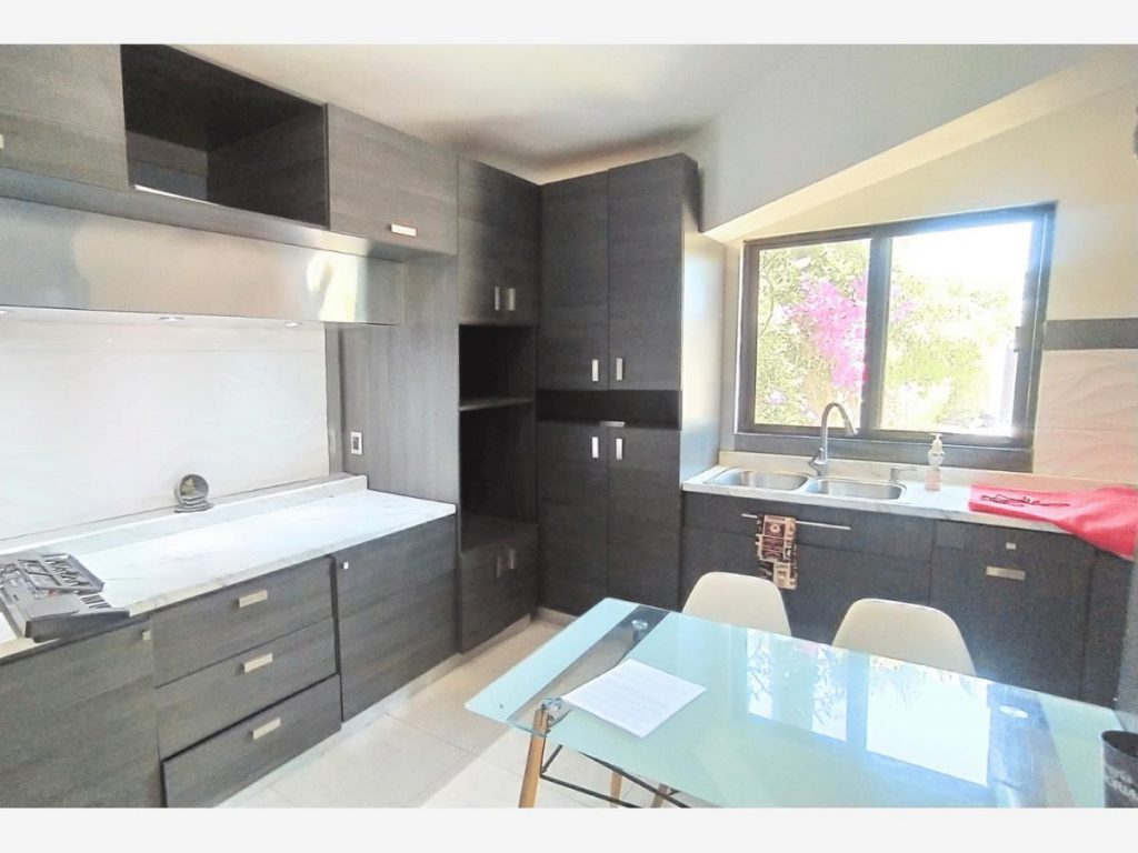 Casa en Venta en Lomas de Comanjilla Leon Guanajuato 3