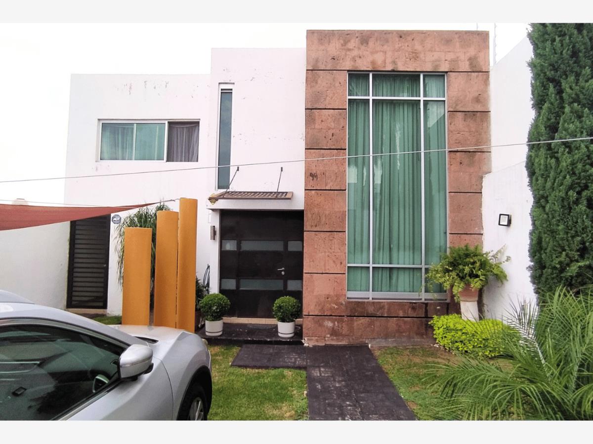 Casa en Venta en Porta Fontana Leon Guanajuato 3
