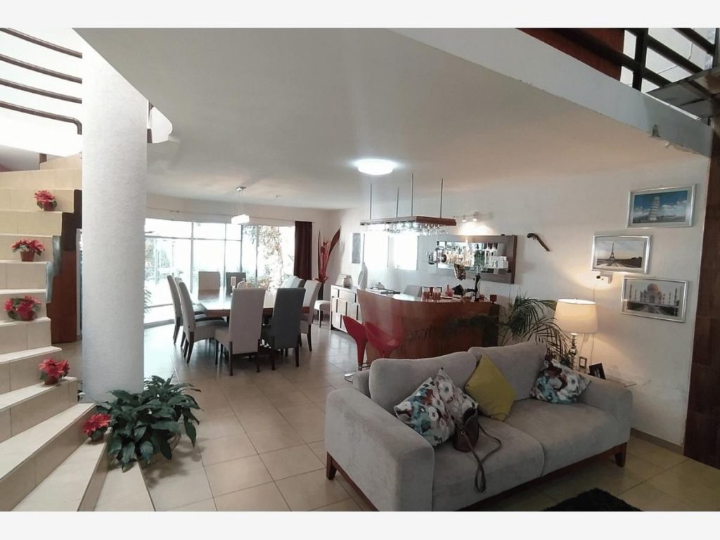 Casa en Venta en Porta Fontana Leon Guanajuato 4