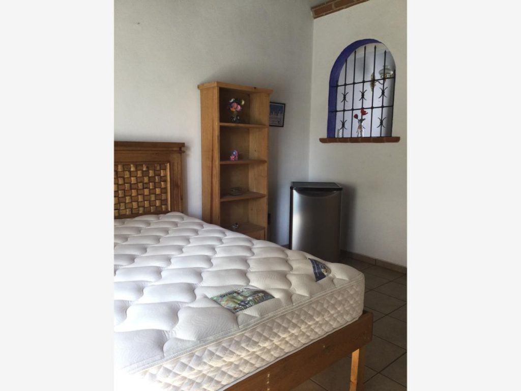 Departamento en Renta en Villas del Meson Queretaro 3