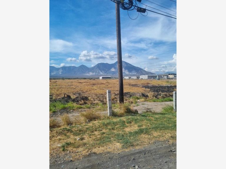 Terreno en Renta 10,000 M2 en Parque Industrial del Norte Apodaca Nuevo Leon