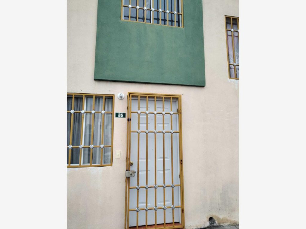 Casa en Renta en Ciudad del Sol Seccion Valle de Santiago Queretaro 1