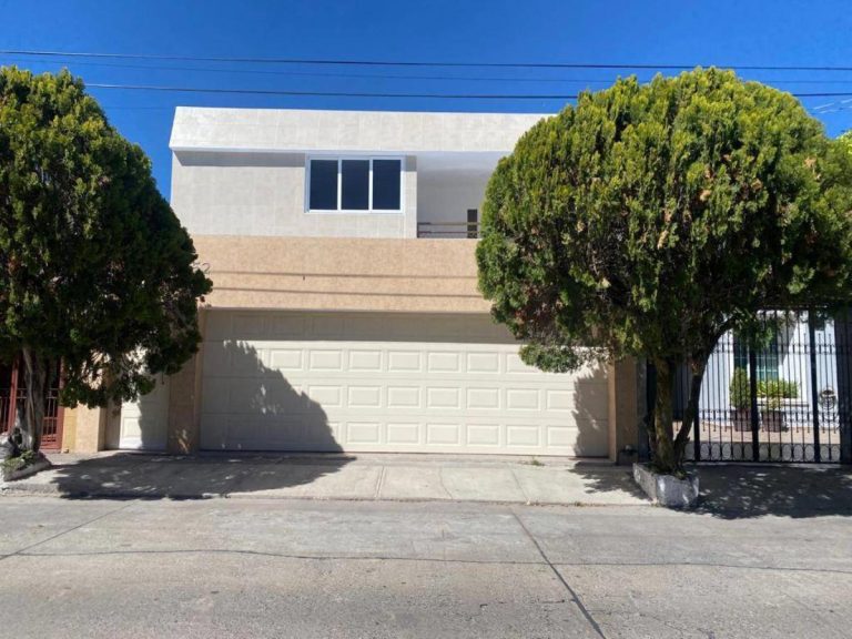 Casa en Renta en La Calma Zapopan Jalisco