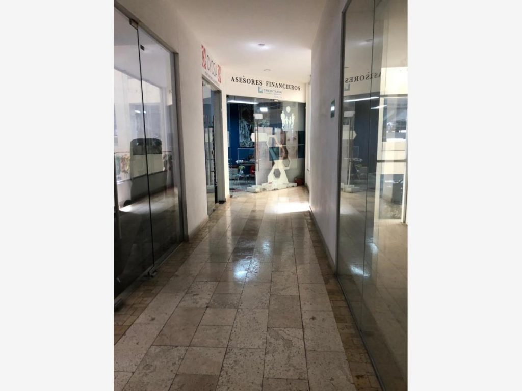 Local en Renta 38 M2 en Lomas de Angelopolis San Andres Cholula Puebla 9