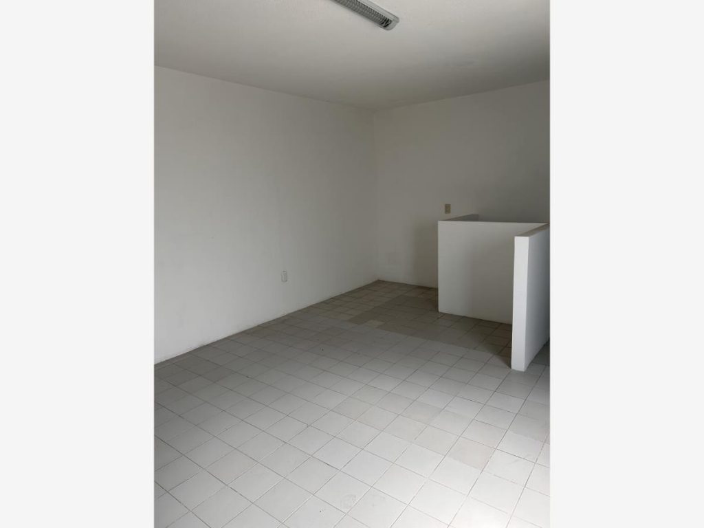 Local en Renta de 80M2 Santa Rosa de Jauregui Queretaro 5