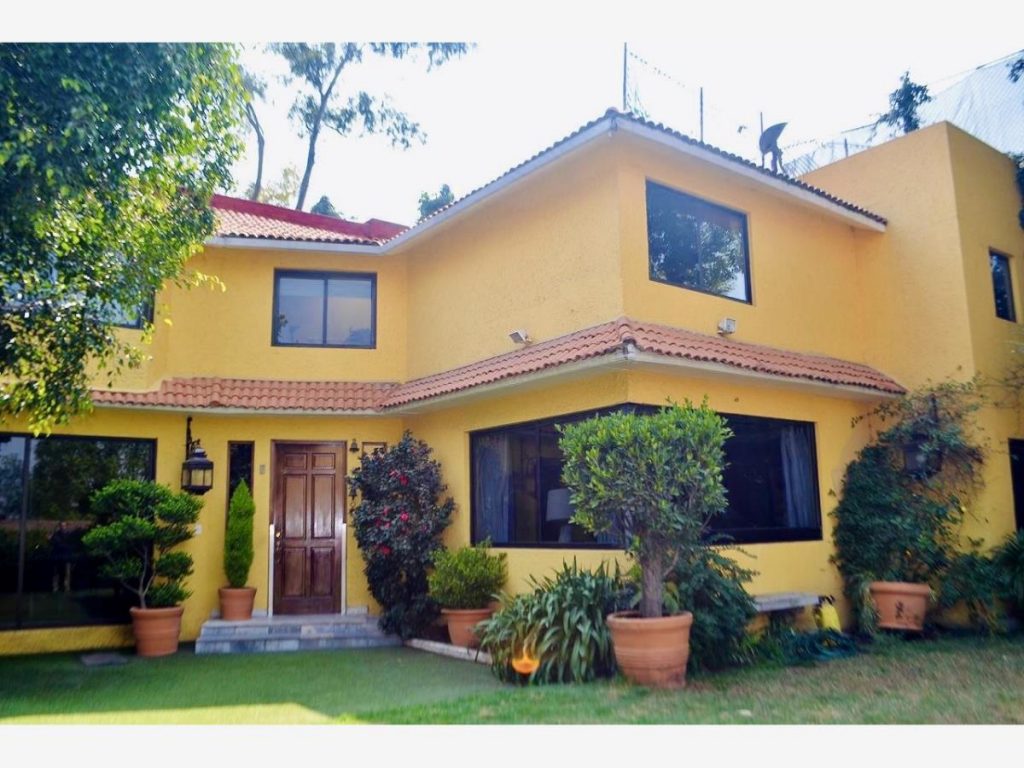 Casa en Renta en Lomas Altas Miguel Hidalgo CDMX 1