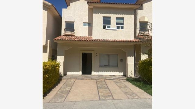 Casa en Renta en Residencial Alta California Tlajomulco Jalisco 2