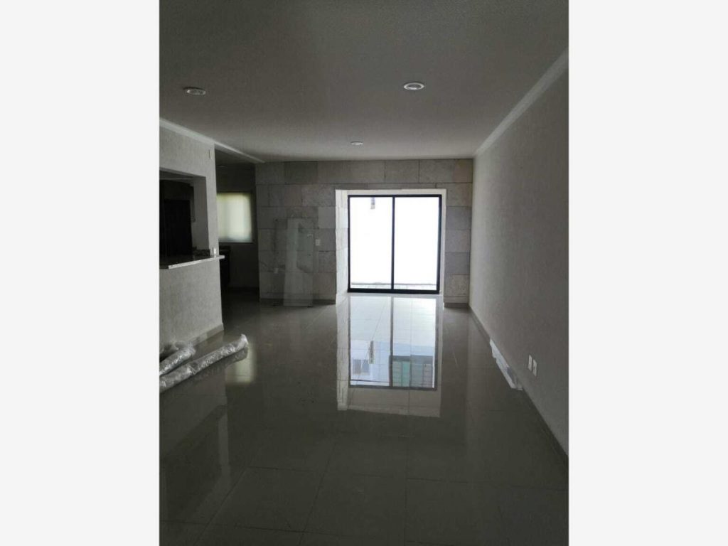 Casa en Renta en Residencial el Refugio Queretaro 5