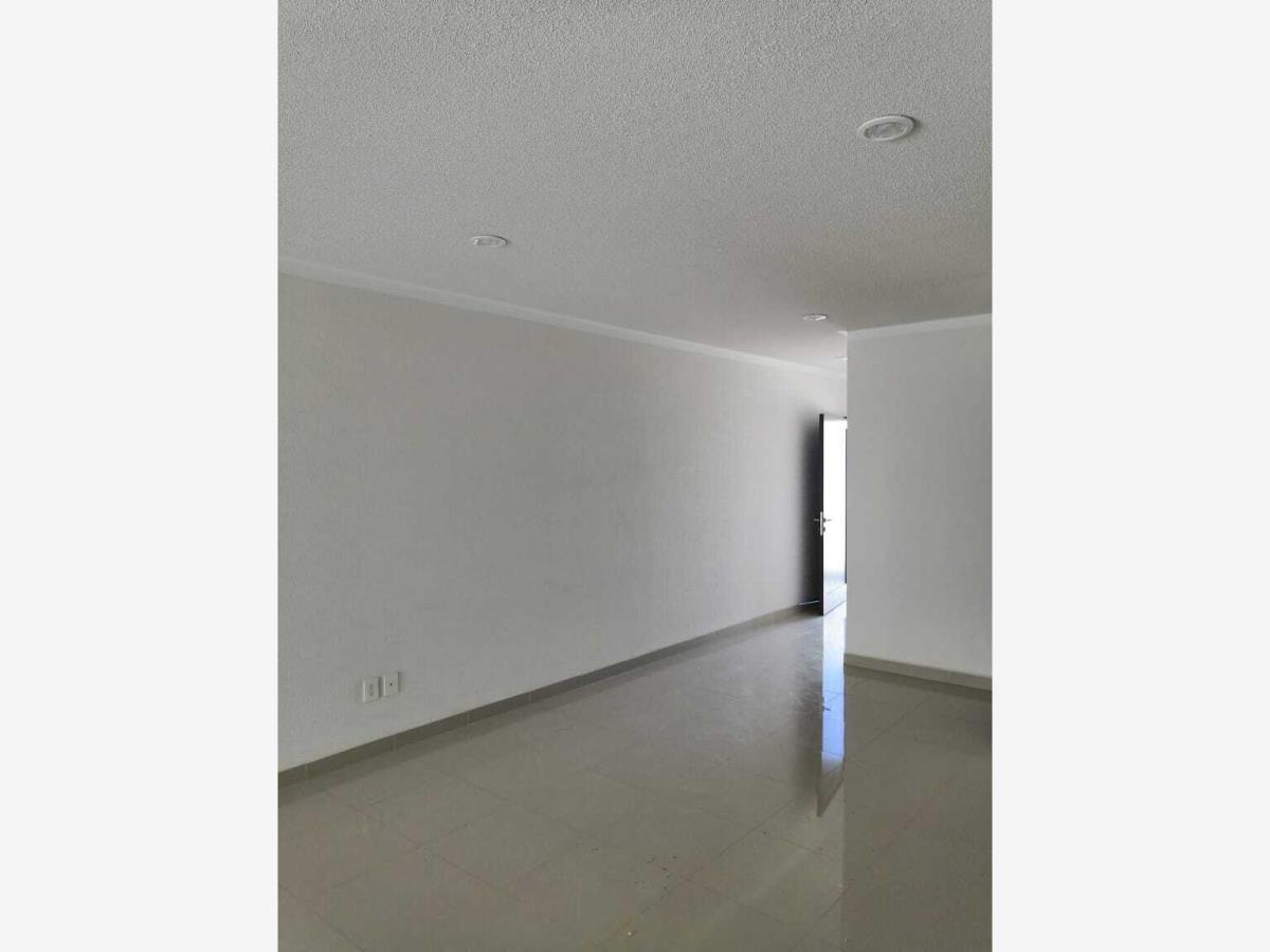 Casa en Renta en Residencial el Refugio Queretaro 6