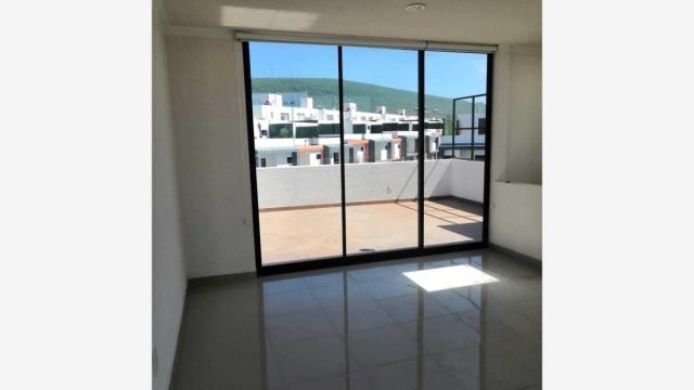 Casa en Renta en Residencial el Refugio Queretaro 8