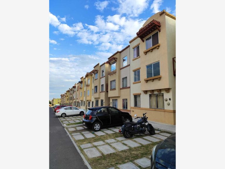 Departamento en RENTA en REAL SOLARE en El Marques Queretaro