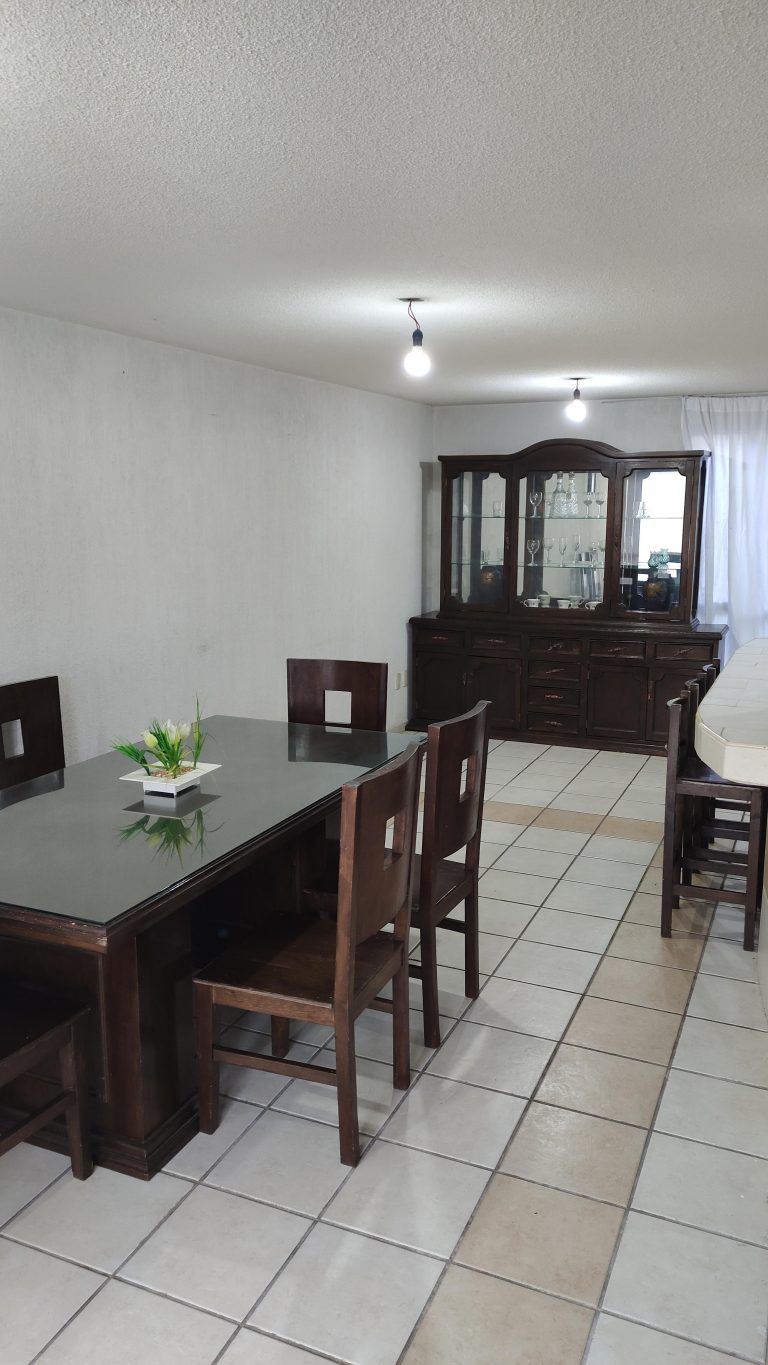 Casa en privada en Toluca cerca de Unitec, Galerias, Chrysler, GM