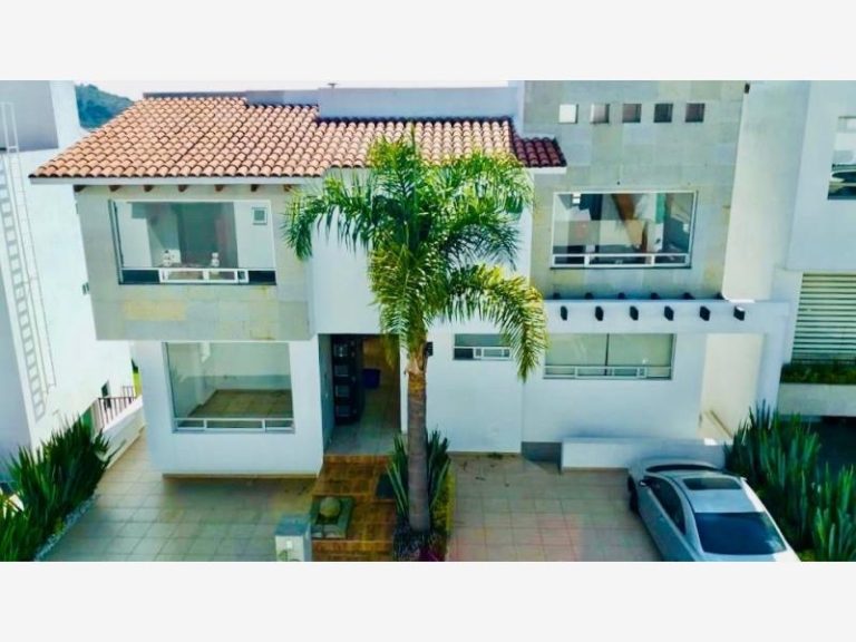 Casa en Renta en Bosque Esmeralda Atizapan de Zaragoza EdoMex