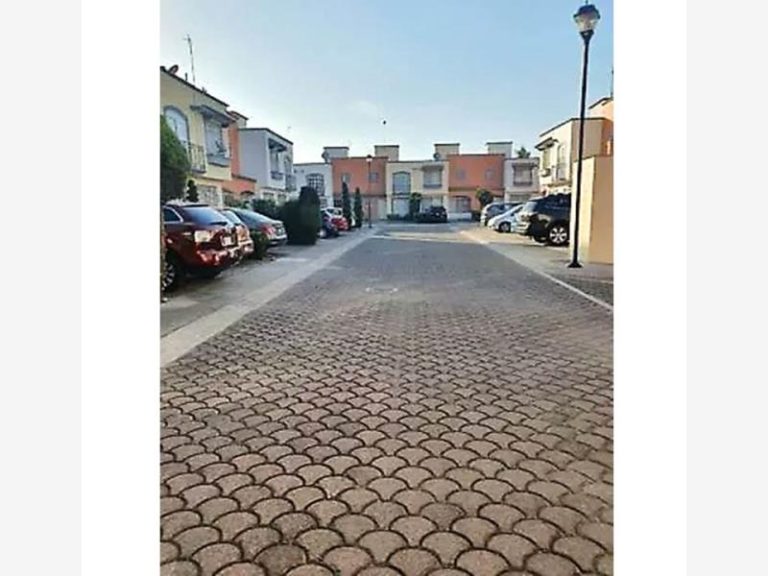 Casa en Renta en Claustros de San Miguel Cuautitlan Izcalli EdoMex