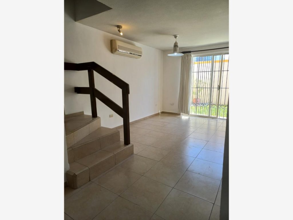 Casa en Renta en Cumbres San Agustin Monterrey Nuevo Leon 1 1