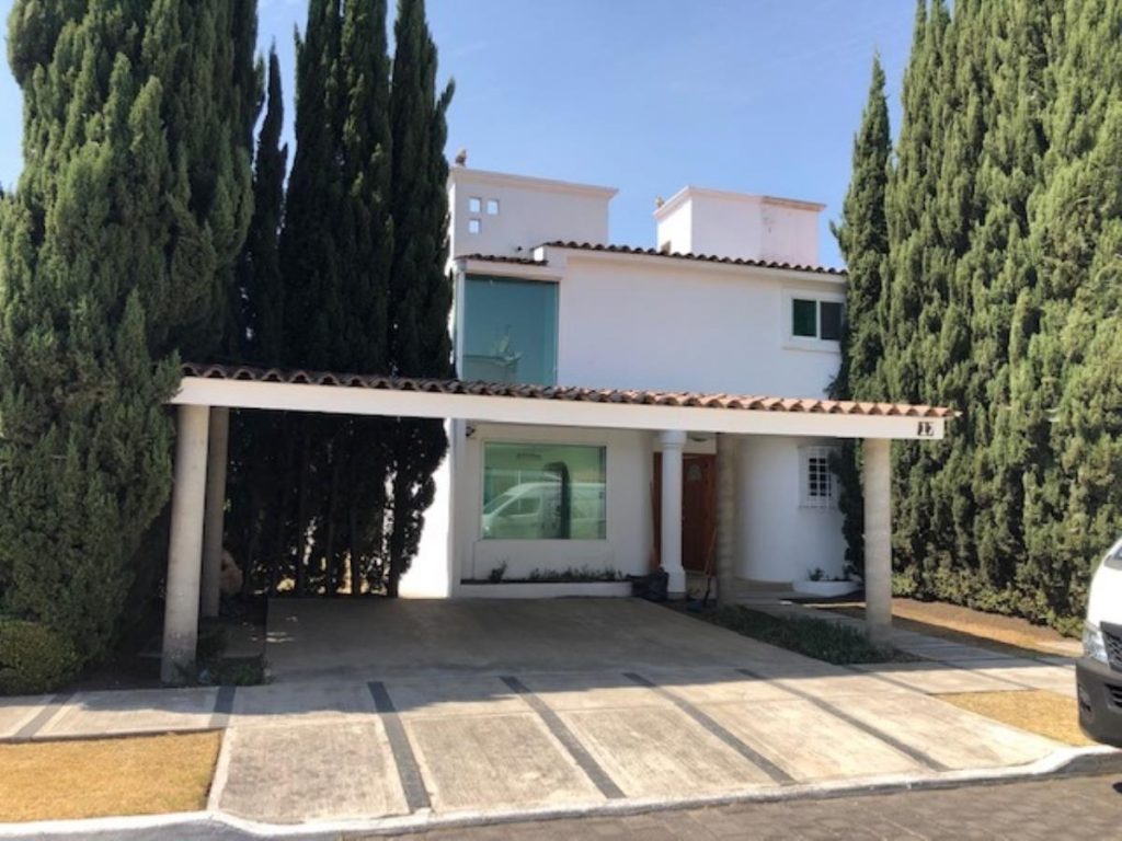 Casa en Renta en Llano Grande El Salitre Metepec Edo Mex 2