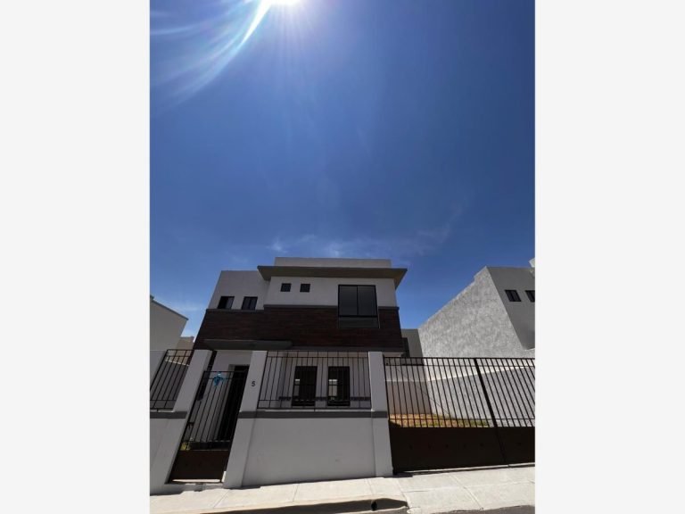 Casa en Renta en Real Alcalá Tecamac EdoMex