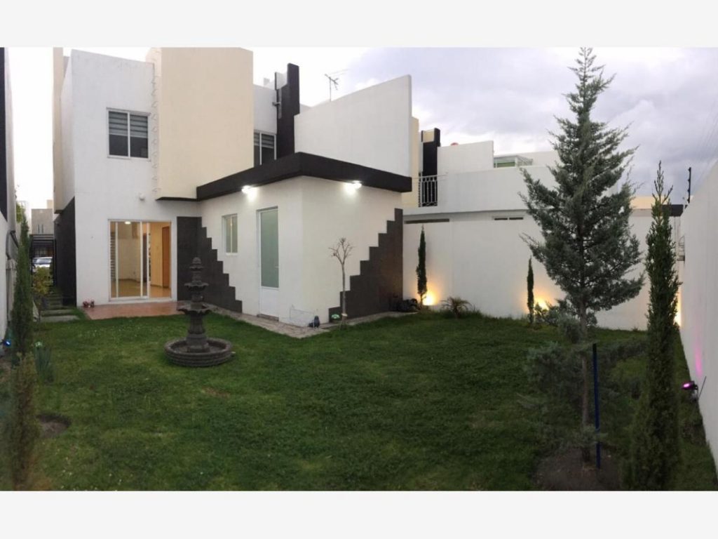 Casa en Renta en Residencial Foresta Metepec EdoMex 3 1