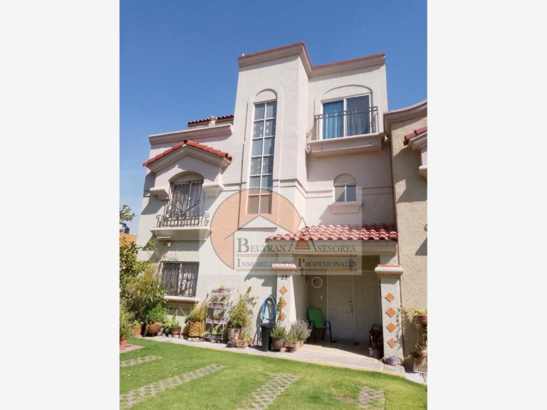 Casa en Renta en Urbi Quinta Montecarlo Cuautitlan Izcalli EdoMex