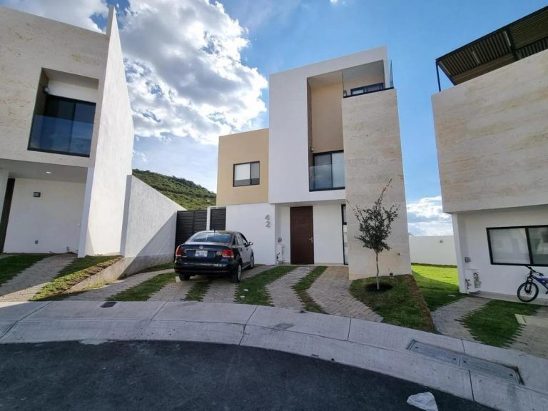 Casa en Renta en Zibatá El Marques Queretaro
