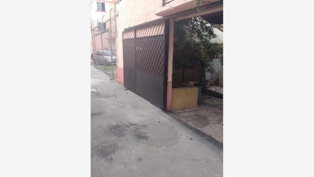 Casa en San Francisco Xicaltongo Iztacalco CDMX 1