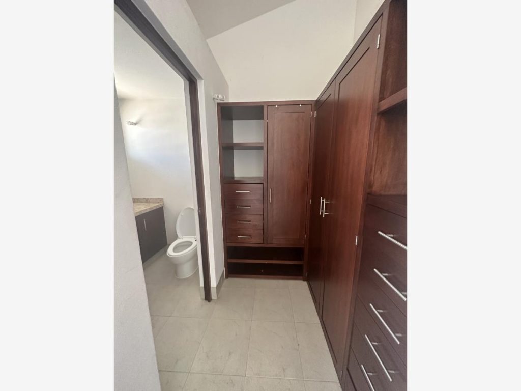 Casa en Renta en El Mayorazgo Residencial Leon Guanajuato 5