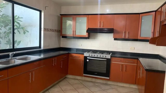 Casa en Renta en Jardines de Zavaleta Puebla Puebla 4