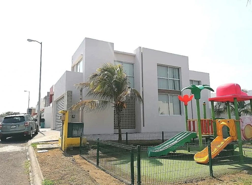 Casa en Renta en Oasis Residencial Xochitepec Morelos 6 1