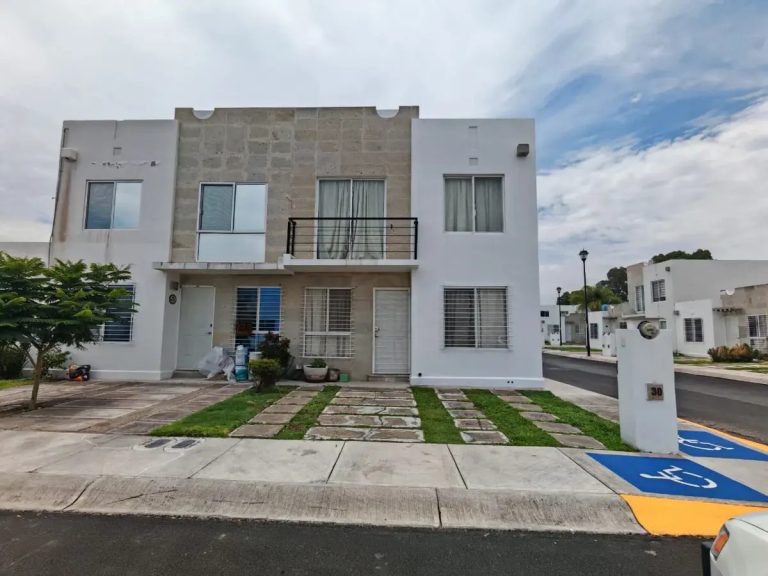 Casa en Renta en Paseos del Bosque, Corregidora, Querétaro