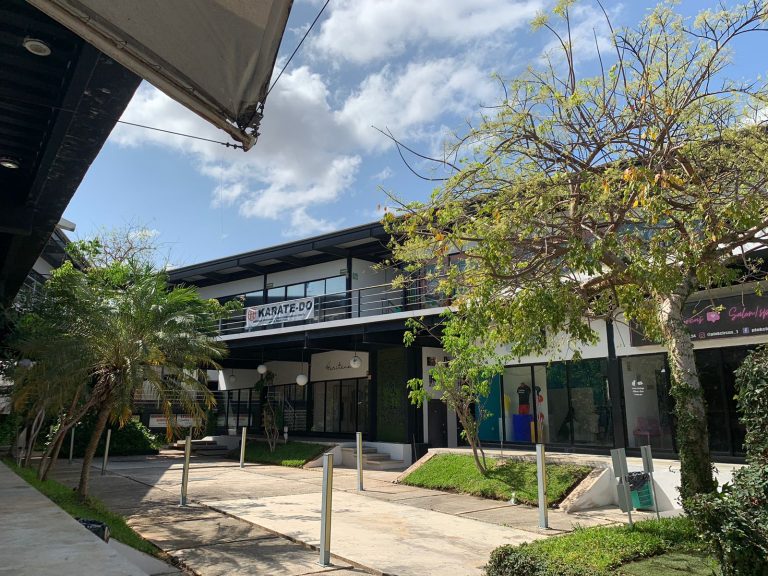 LOCALES COMERCIALES EN RENTA MÉRIDA