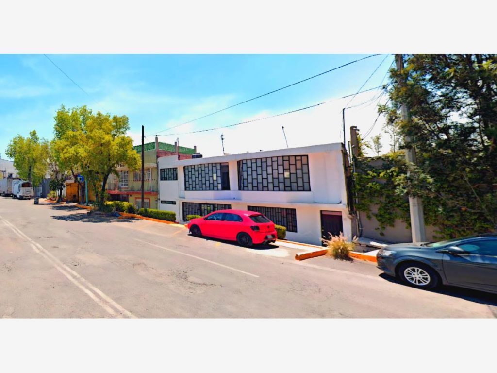 Casa en Remate en El Mirador Tlalnepantla de Baz Mexico 10
