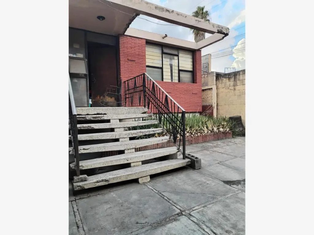 Casa en Venta en Mitras Centro Monterrey Nuevo Leon 1