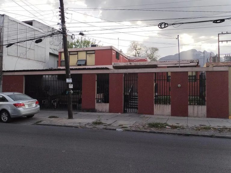 Casa en Venta en Mitras Centro, Monterrey, Nuevo León