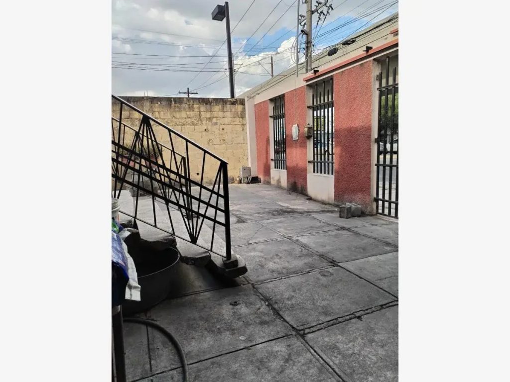 Casa en Venta en Mitras Centro Monterrey Nuevo Leon 2
