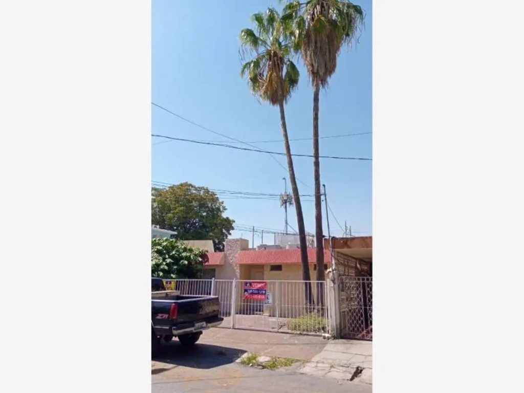 Casa en Venta en Mitras Centro Monterrey Nuevo Leon 7 1