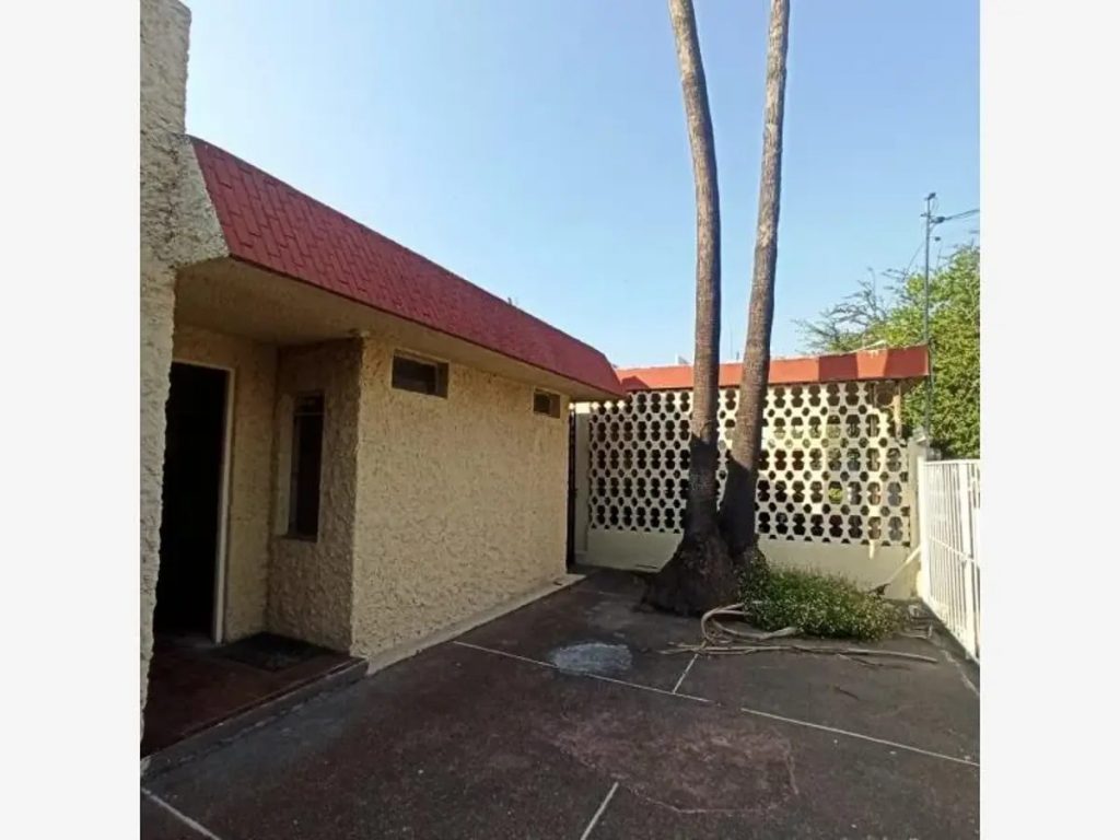 Casa en Venta en Mitras Centro Monterrey Nuevo Leon 9 1