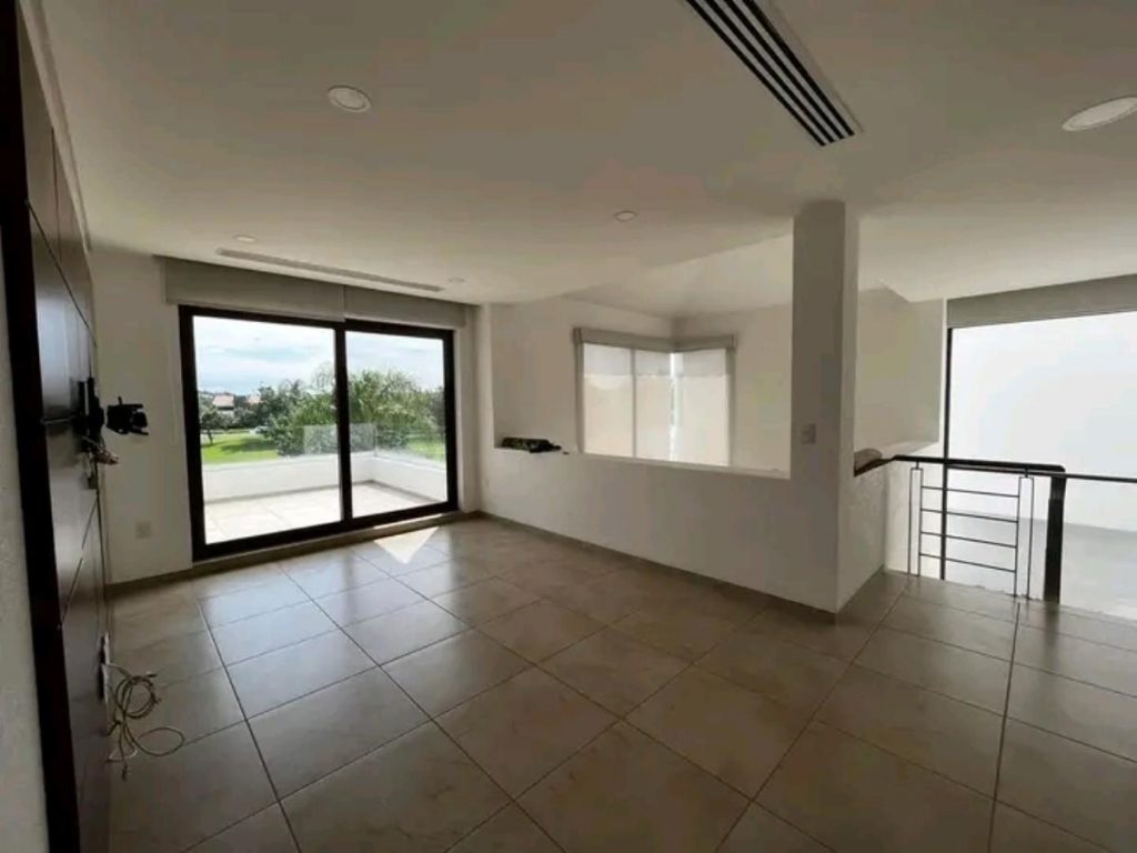 Casa en Venta en Paraiso Country Club Emiliano Zapata Morelos 12