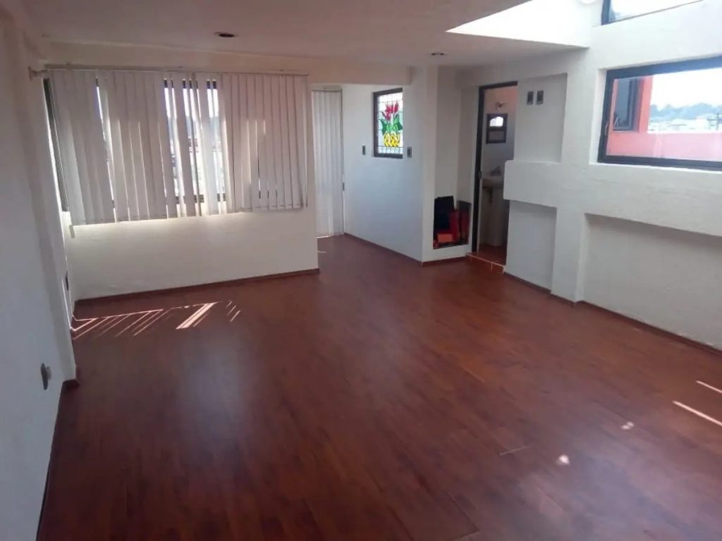 Casa en Venta en Residencial Colon Toluca Mexico 8