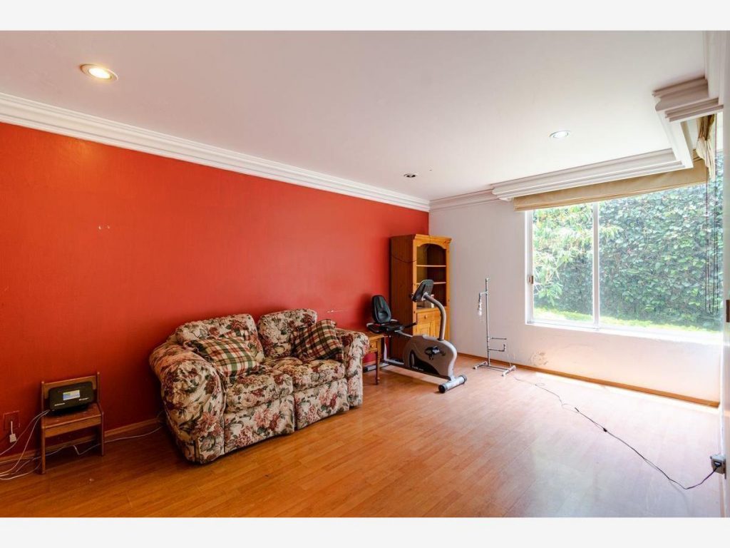 Casa en Venta en Santa Cruz del Monte Naucalpan de Juarez Mexico 10