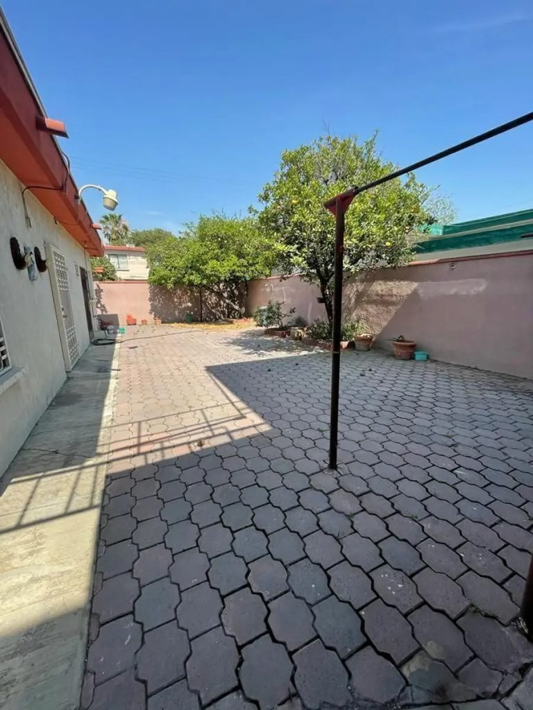 Casa en Venta y Renta en Mitras Centro Monterrey Nuevo Leon 6