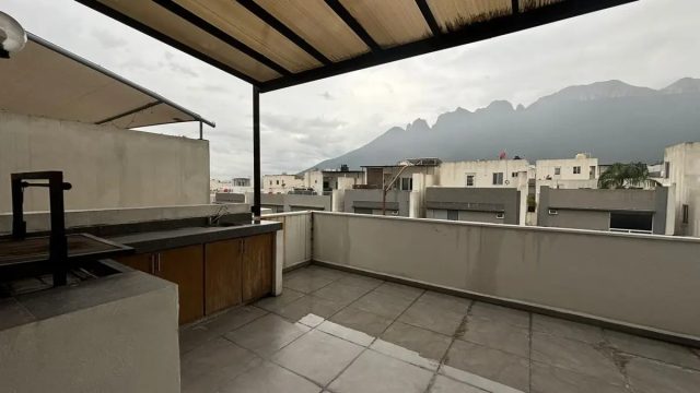 Casa en Renta en Cerradas de Cumbres Monterrey Nuevo Leon 3