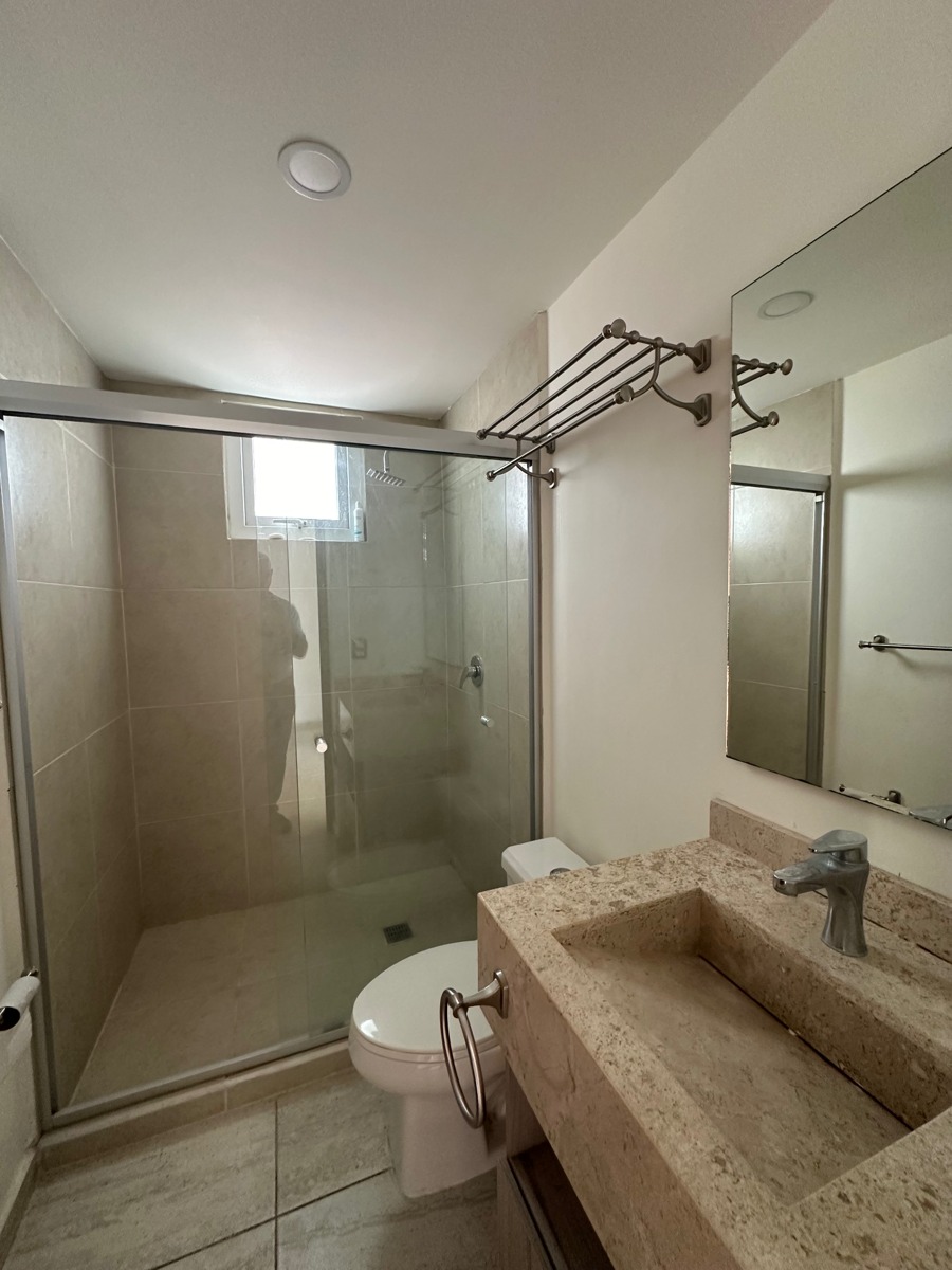Departamento en Renta en Residencial el Refugio Queretaro Queretaro 2