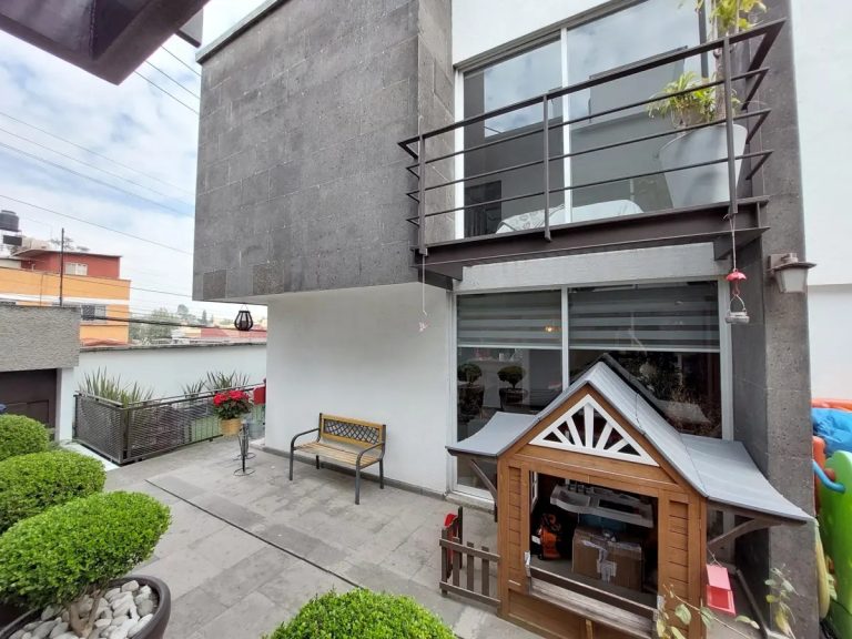 Casa en Venta y Renta en Olivar de los Padres, Álvaro Obregón, Ciudad de México