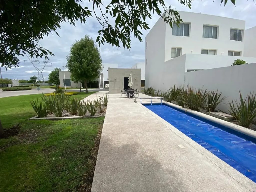 Casa en Renta en El Mirador El Marques Queretaro 4
