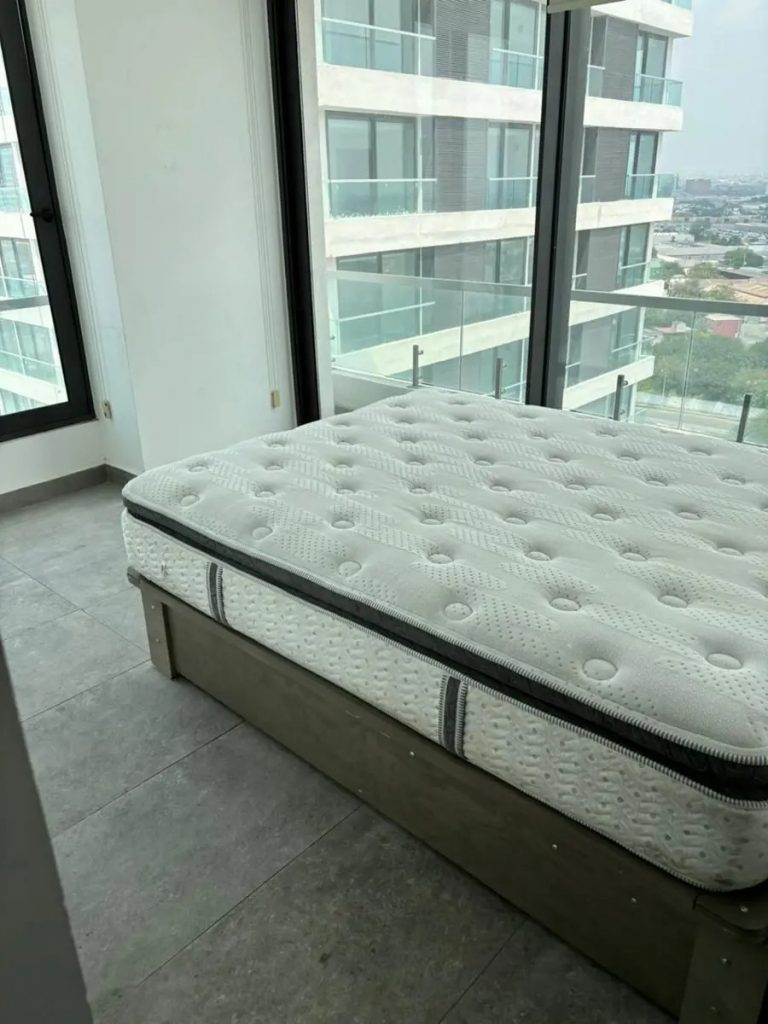 Departamento en Renta en Alfonso Reyes Monterrey Nuevo Leon 8