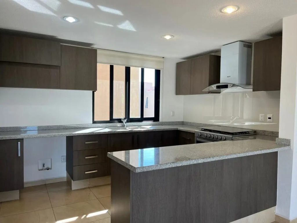 Departamento en Venta y Renta en Residencial el Refugio Queretaro Queretaro 7