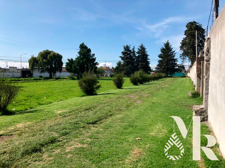TERRENO EN VENTA EN PASEOS VICENTE LOMBARDO, LA CRESPA