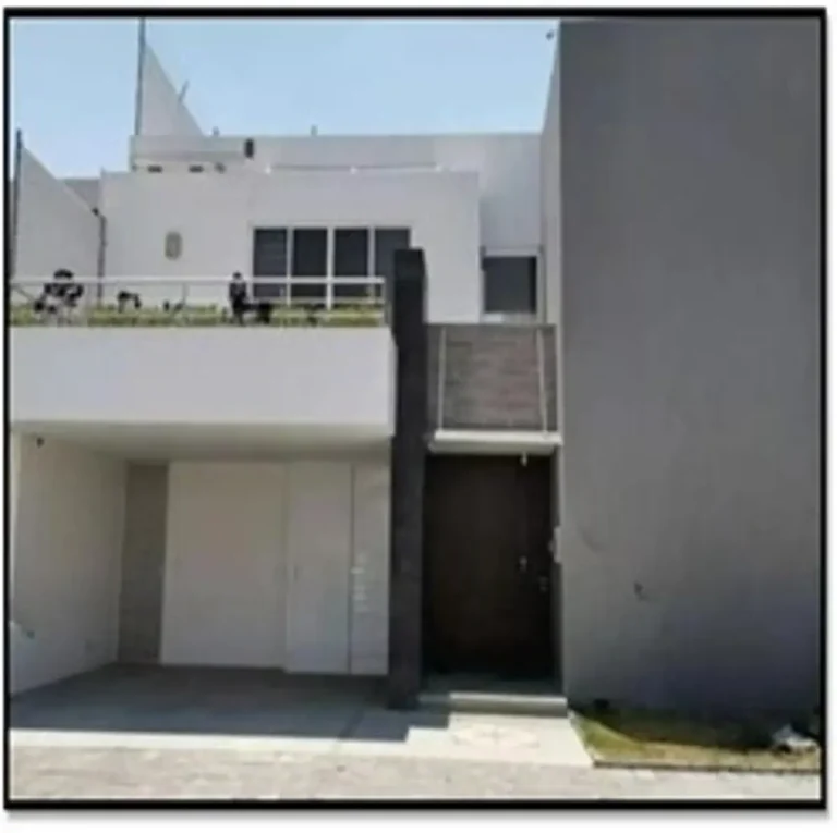 Casa en Remate en Residencial Los Pinos, San Pedro Cholula, Puebla
