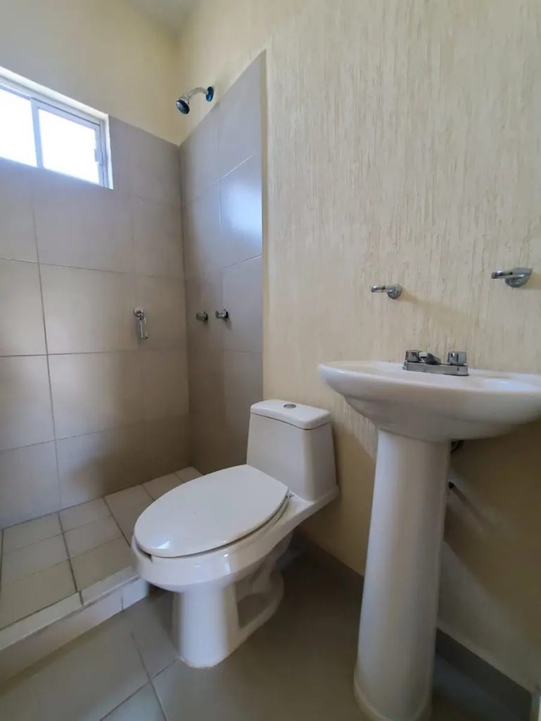 Casa en Venta en Residencial Alta California Tlajomulco de Zuniga Jalisco 5
